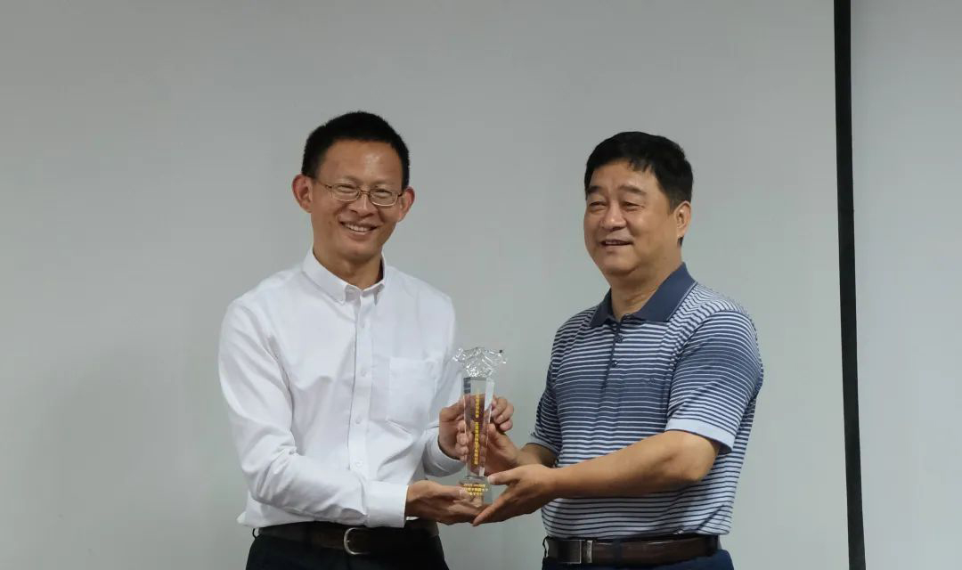 ϲӿƼѧ΢ѧԺѾҵͬ齱