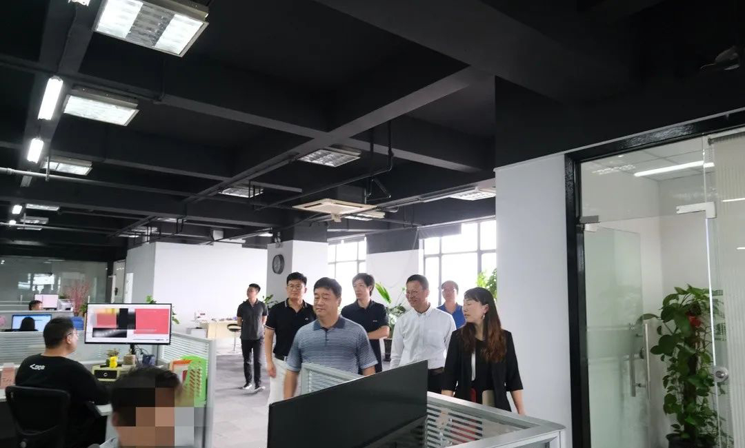 ϲӿƼѧ΢ѧԺѾҵͬ齱